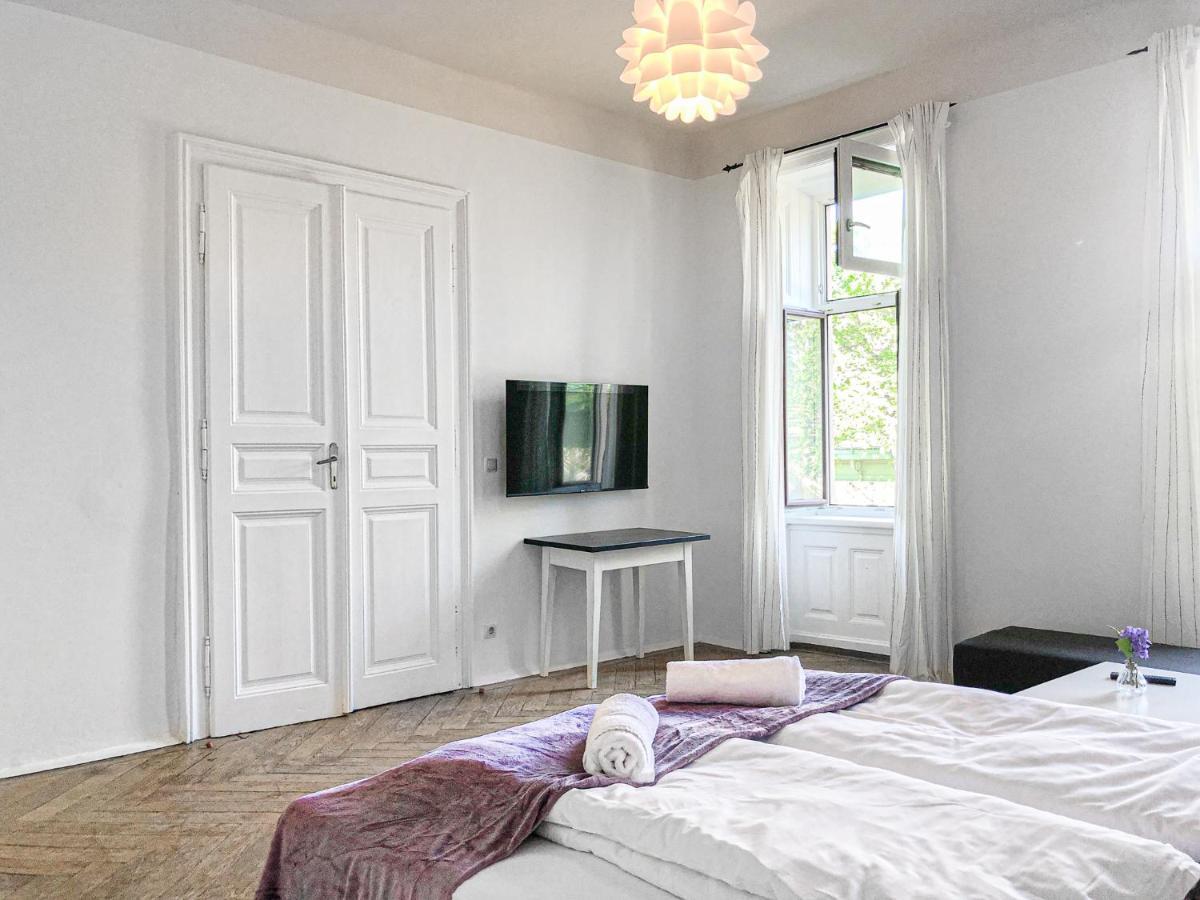 Commodious 2Br Apt. Near Akh-Perfect For Groups Wien Exteriör bild