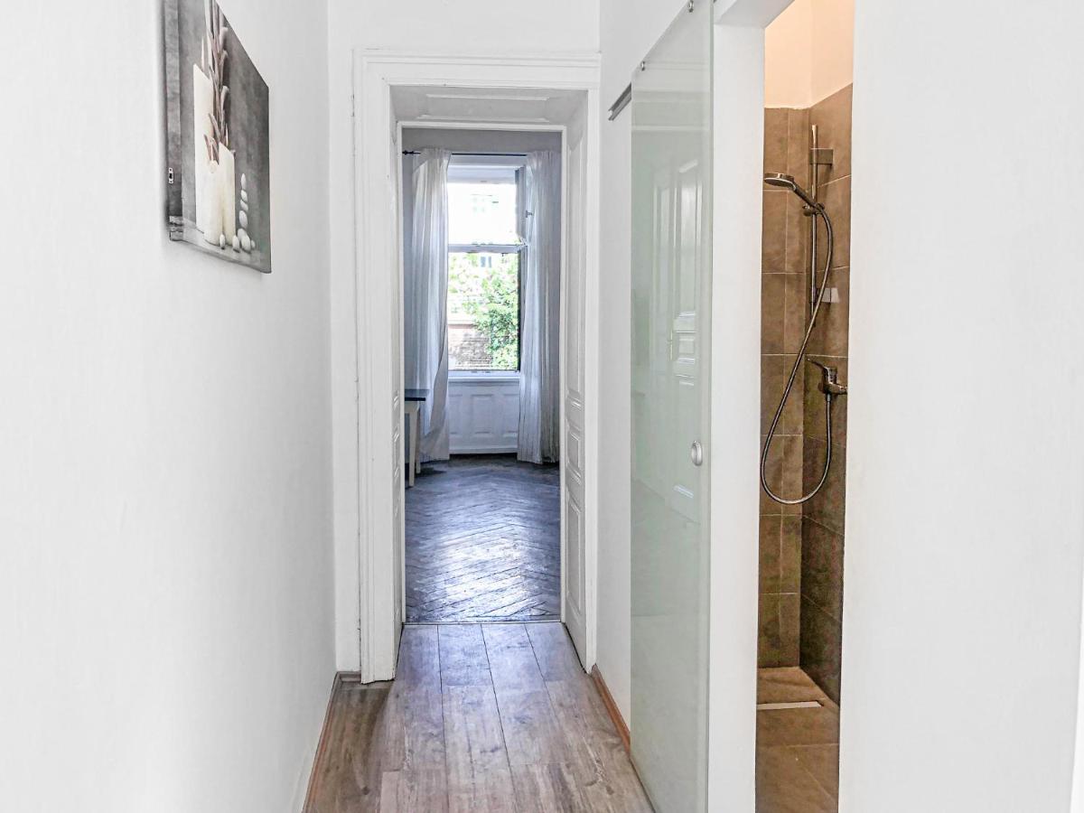 Commodious 2Br Apt. Near Akh-Perfect For Groups Wien Exteriör bild