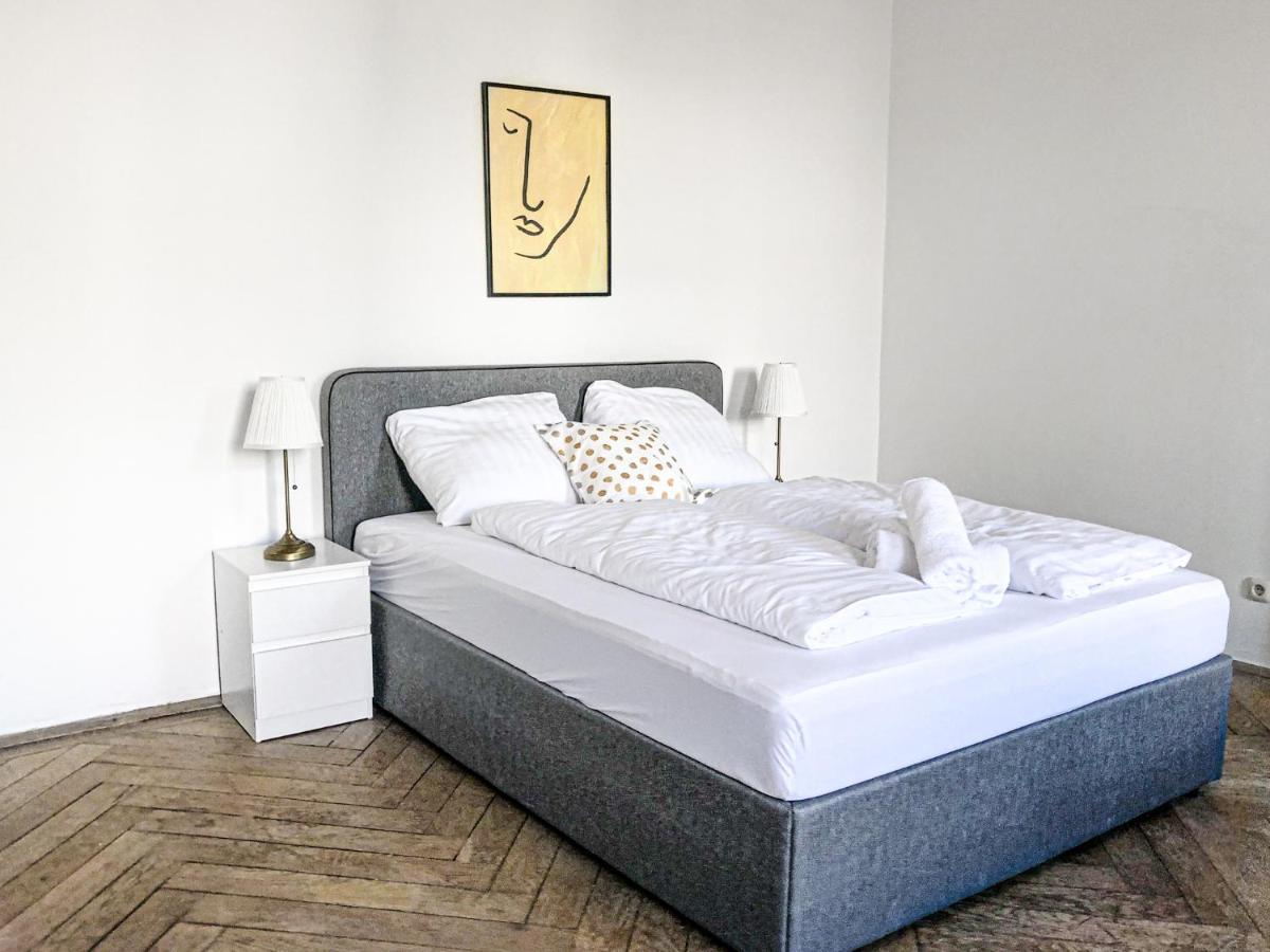Commodious 2Br Apt. Near Akh-Perfect For Groups Wien Exteriör bild